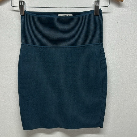 Babaton Sculpt Knit Mini Skirt Ribbed Stretch Pull On Herbage Green Size S Small - Picture 5 of 9